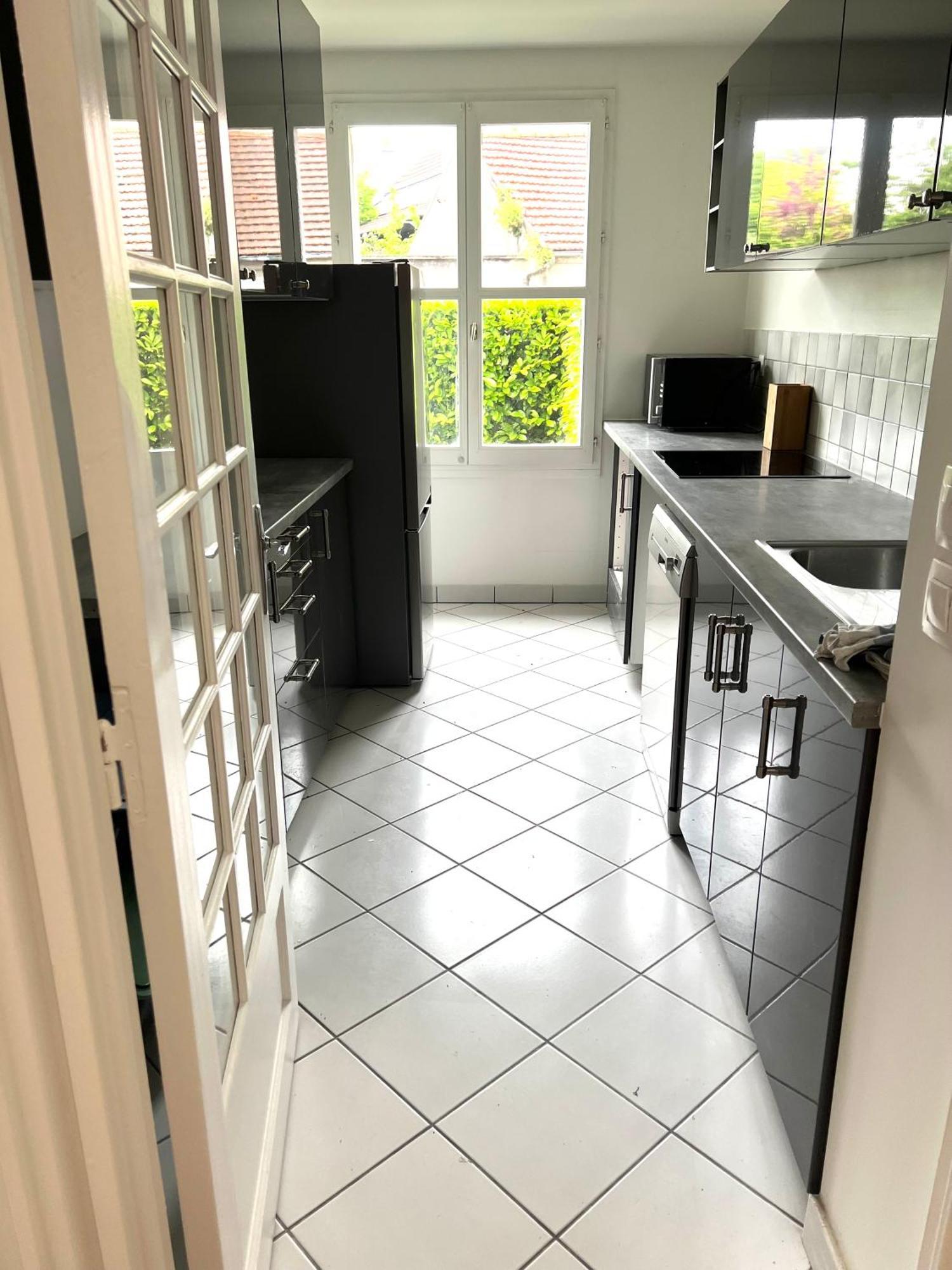 Appartement Standing Avec Jardin, 4 Personnes, Strategiquement Situe Mantes-la-Jolie Zewnętrze zdjęcie